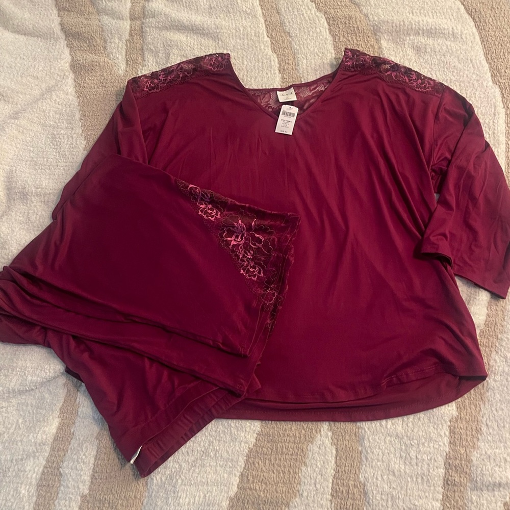 Soma Embliss lace trim top XL and lace trim crop pant L. NWT